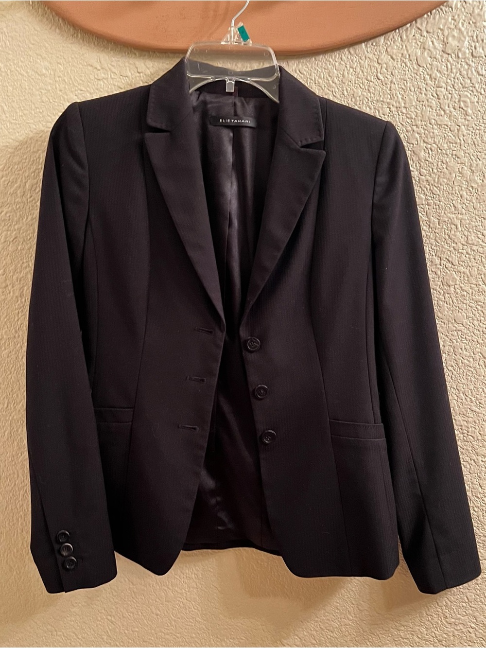 Elie Tahari Black Tailored Blazer - Classic Women's Suit Jacket